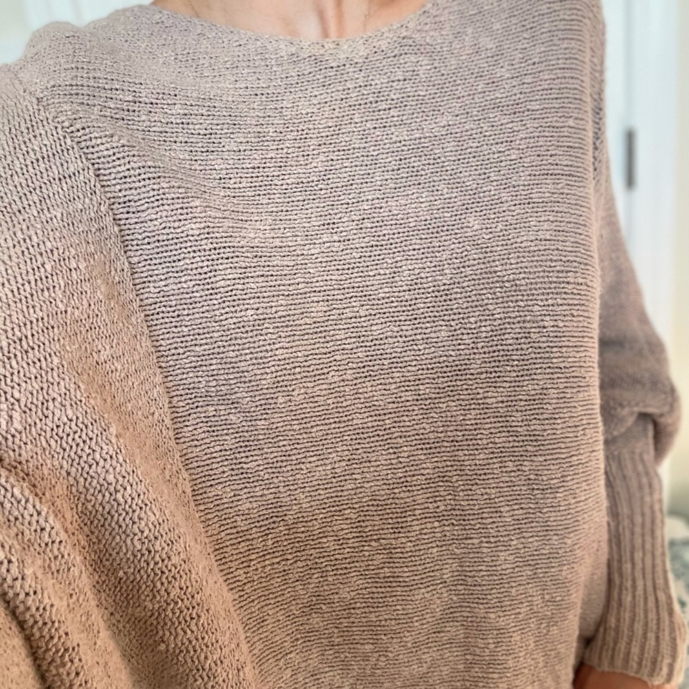 Sweater - Picture 2 of 4